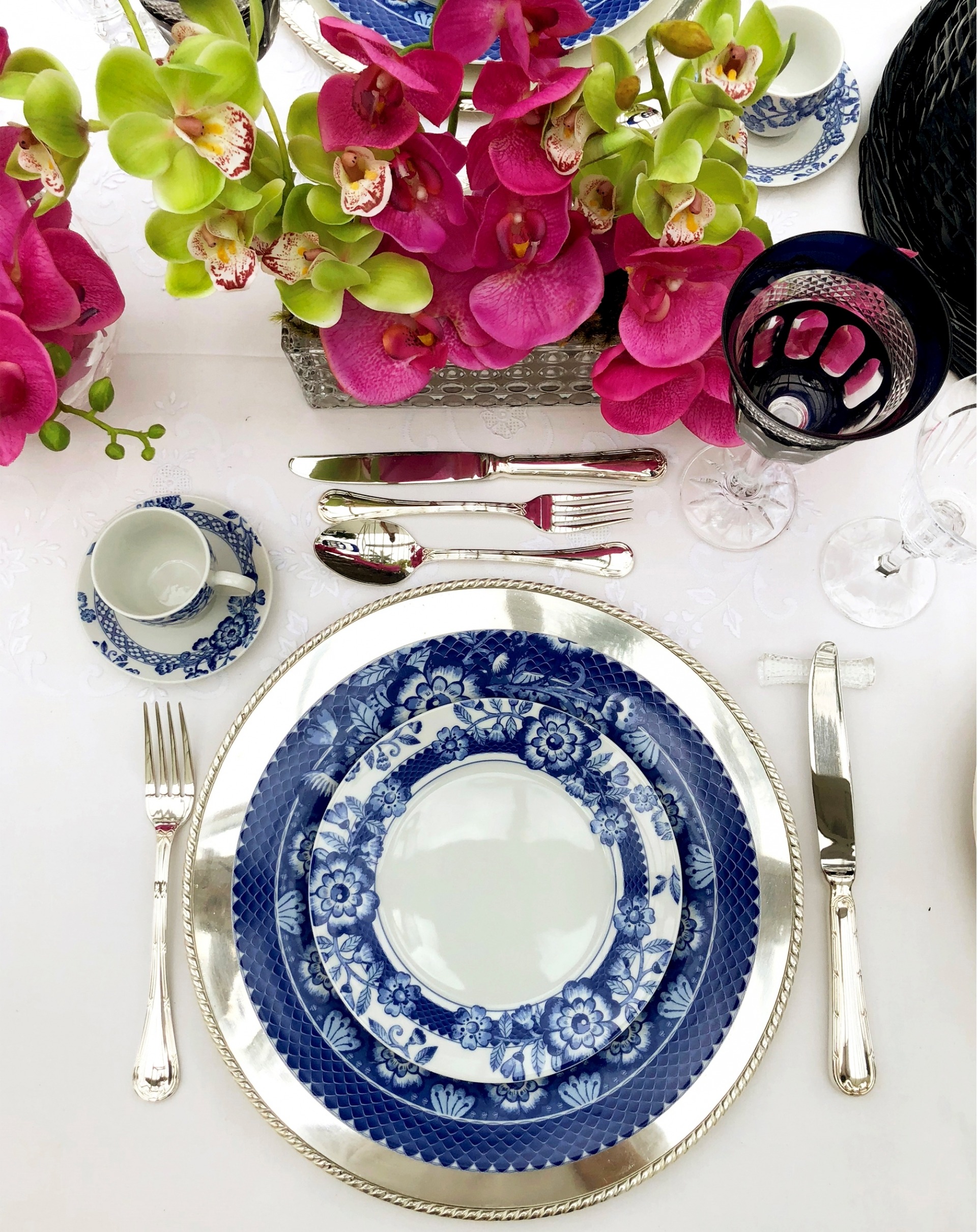 Aparelho jantar azul floral 14 peças DEFEITO