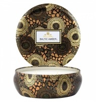 Vela Voluspa lata 3 pavios 60H baltic amber Vela Voluspa lata 3 pavios 60H baltic amber